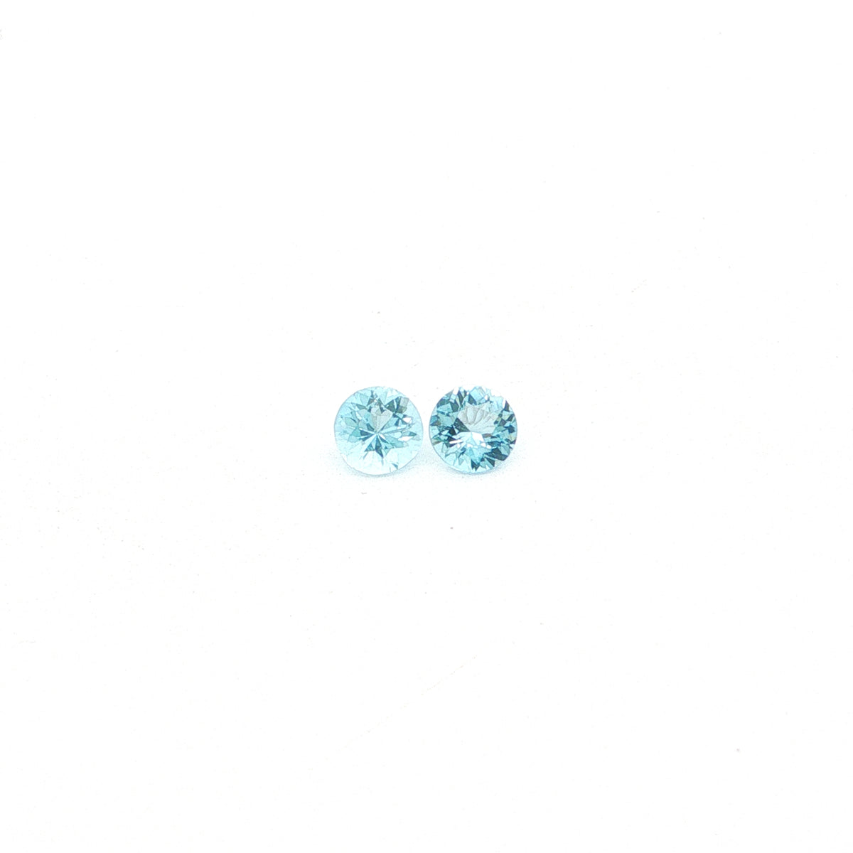 Madagascar Aquamarine Round Matched Pair 0.84ct (N) 5mm
