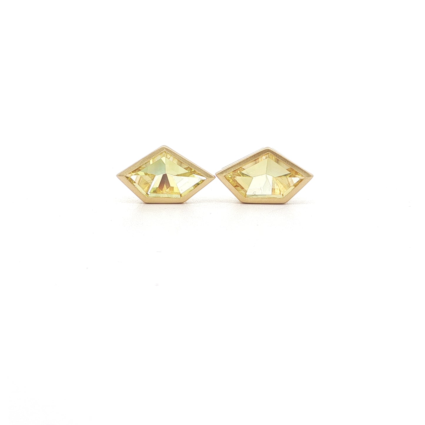 Yellow Beryl Fancy Cut Bezel Earring 1.85ct 18K Yellow Gold
