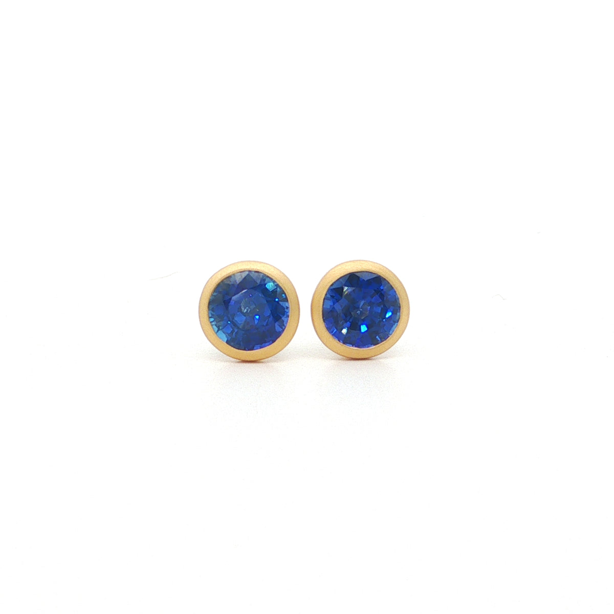 Blue Sapphire Round Bezel Earring 1.46ct 18K Yellow Gold (2)