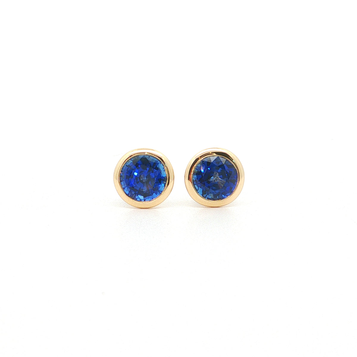Blue Sapphire Round Bezel Earring 1.61ct 18K Yellow Gold