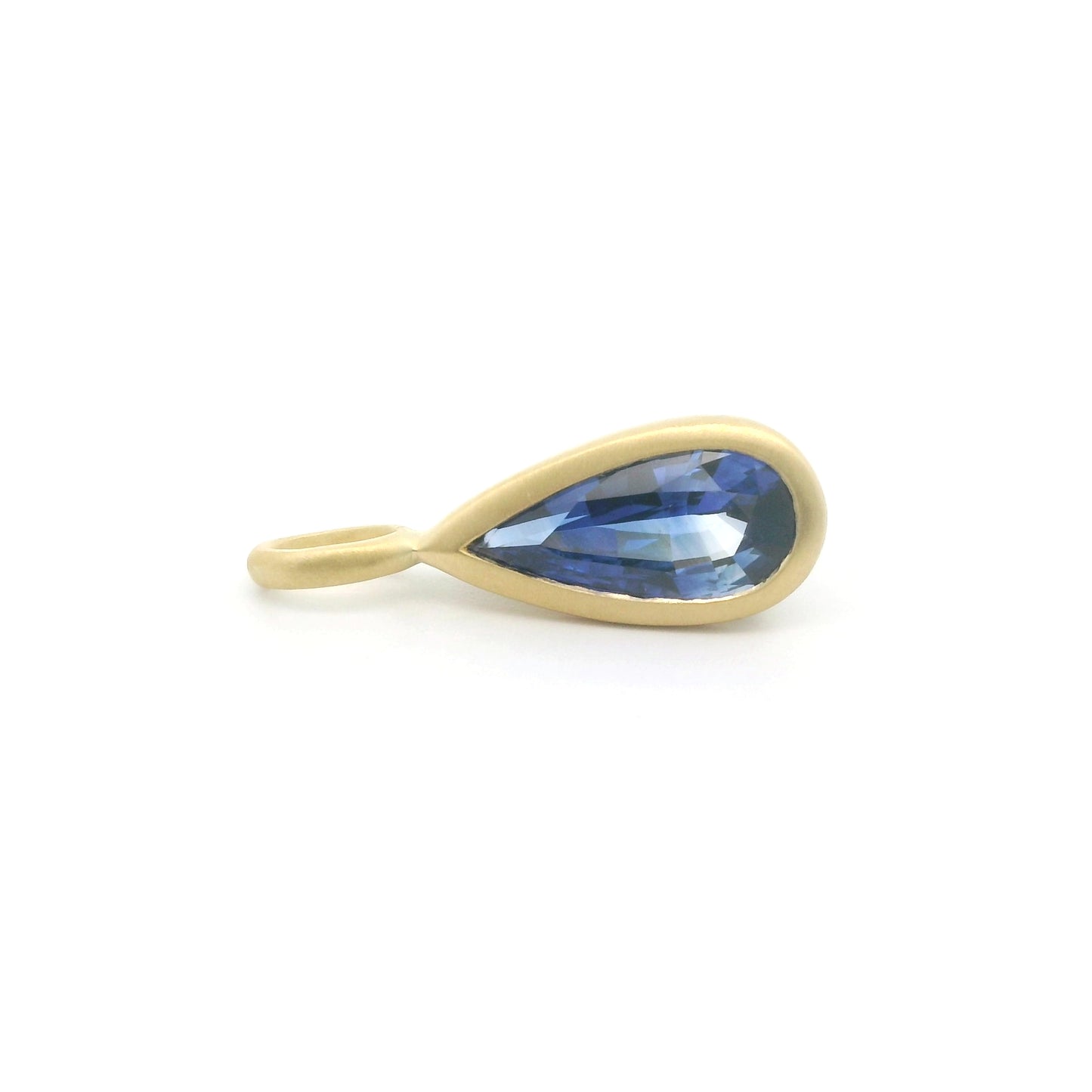 Blue Sapphire Pear Shape Bezel Pendant 0.85ct 18K Yellow Gold (3)