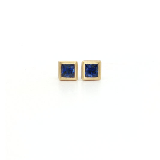 Blue Sapphire Princess Cut Bezel Earring 0.64ct 18K Yellow Gold