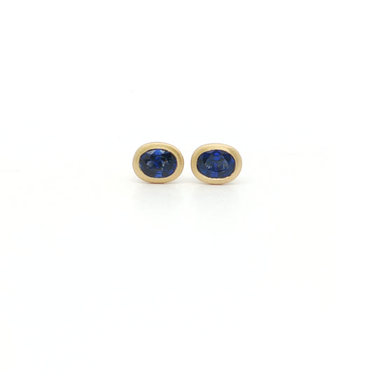 Blue Sapphire Oval Bezel Earring 0.71ct 18K Yellow Gold (2)