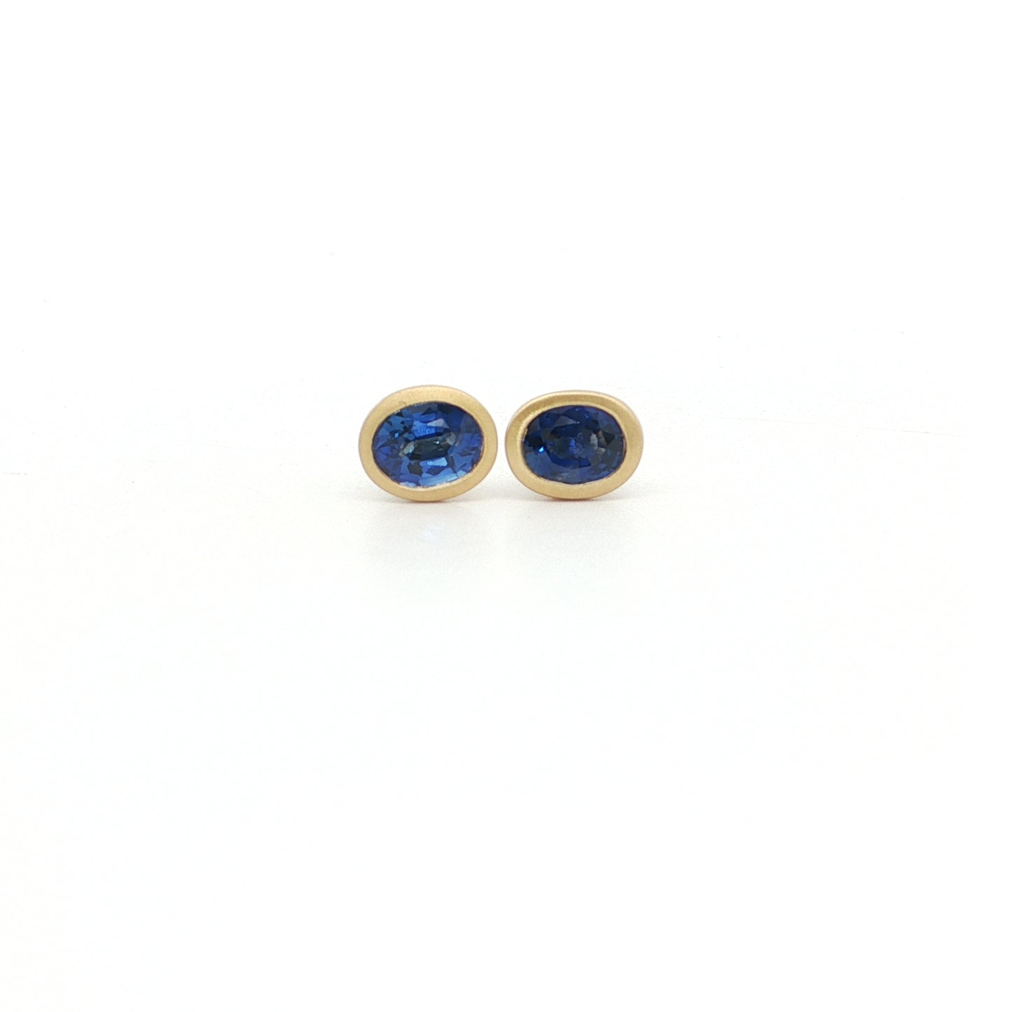 Blue Sapphire Oval Bezel Earring 0.71ct 18K Yellow Gold