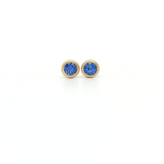 Blue Sapphire Round Bezel Earring 0.45ct 18K Yellow Gold