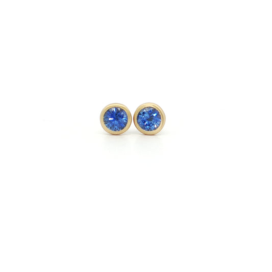 Blue Sapphire Round Bezel Earring 0.56ct 18K Yellow Gold