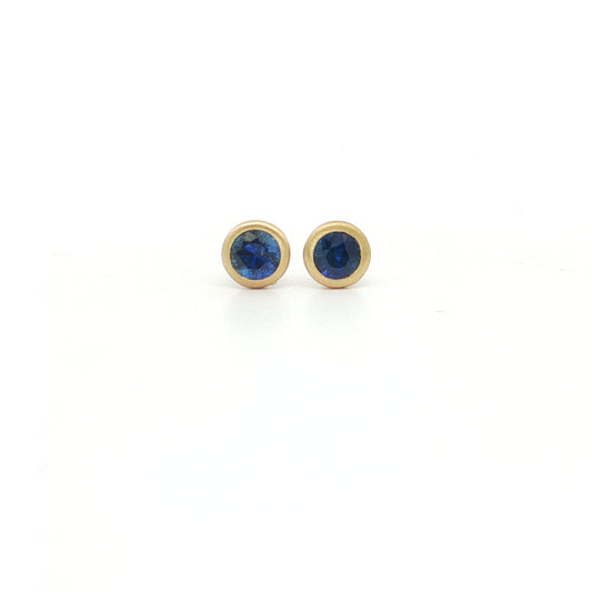 Blue Sapphire Round Bezel Earring 0.58ct 18K Yellow Gold