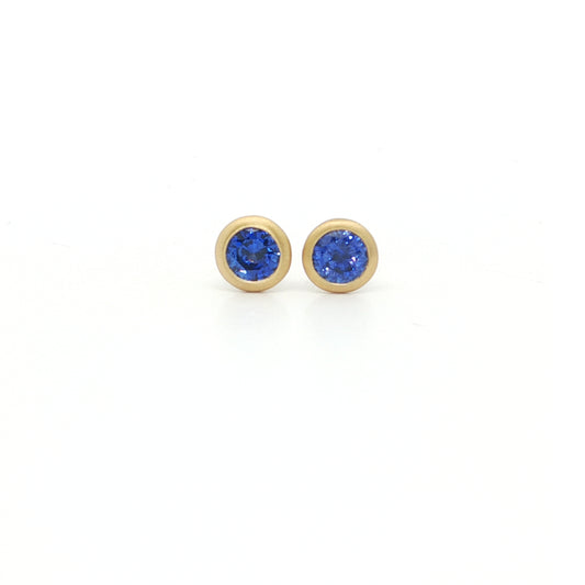 Blue Sapphire Round Bezel Earring 0.61ct 18K Yellow Gold