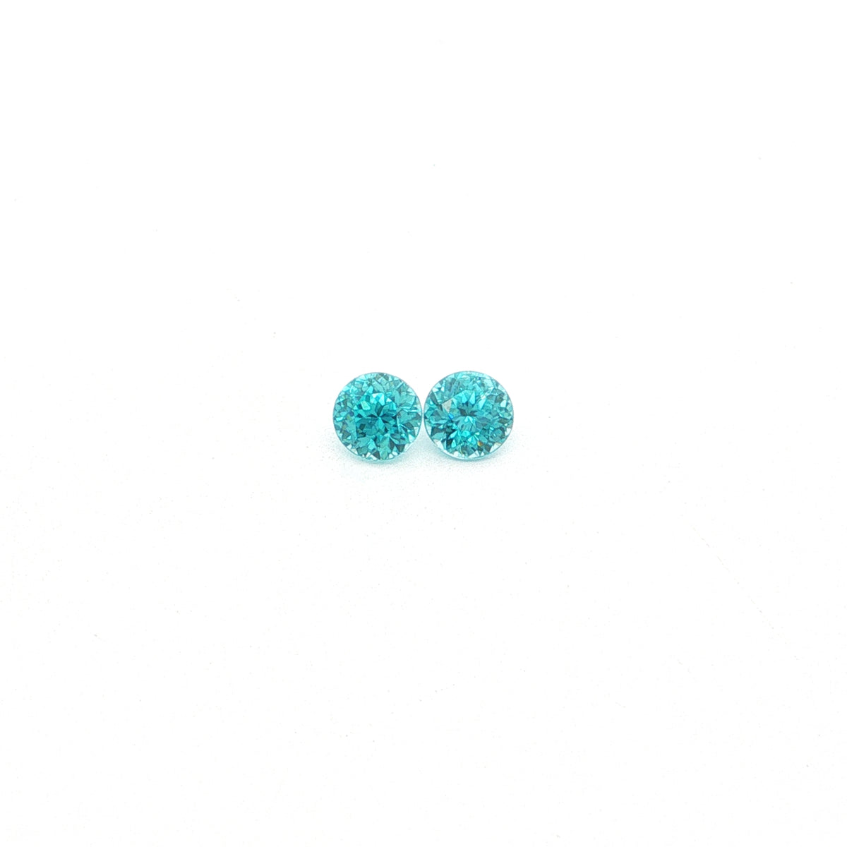 Blue Zircon Round Matched Pair 1.93ct (H) 5.3mm (2)
