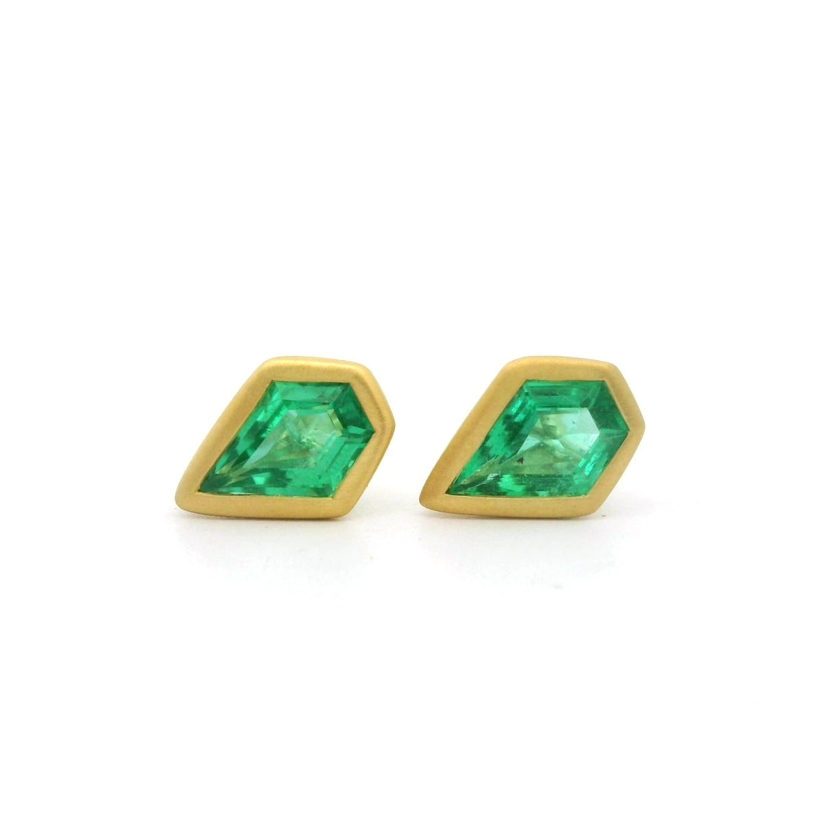 EM FC BZL ER 0.80CT 18KY KC91290