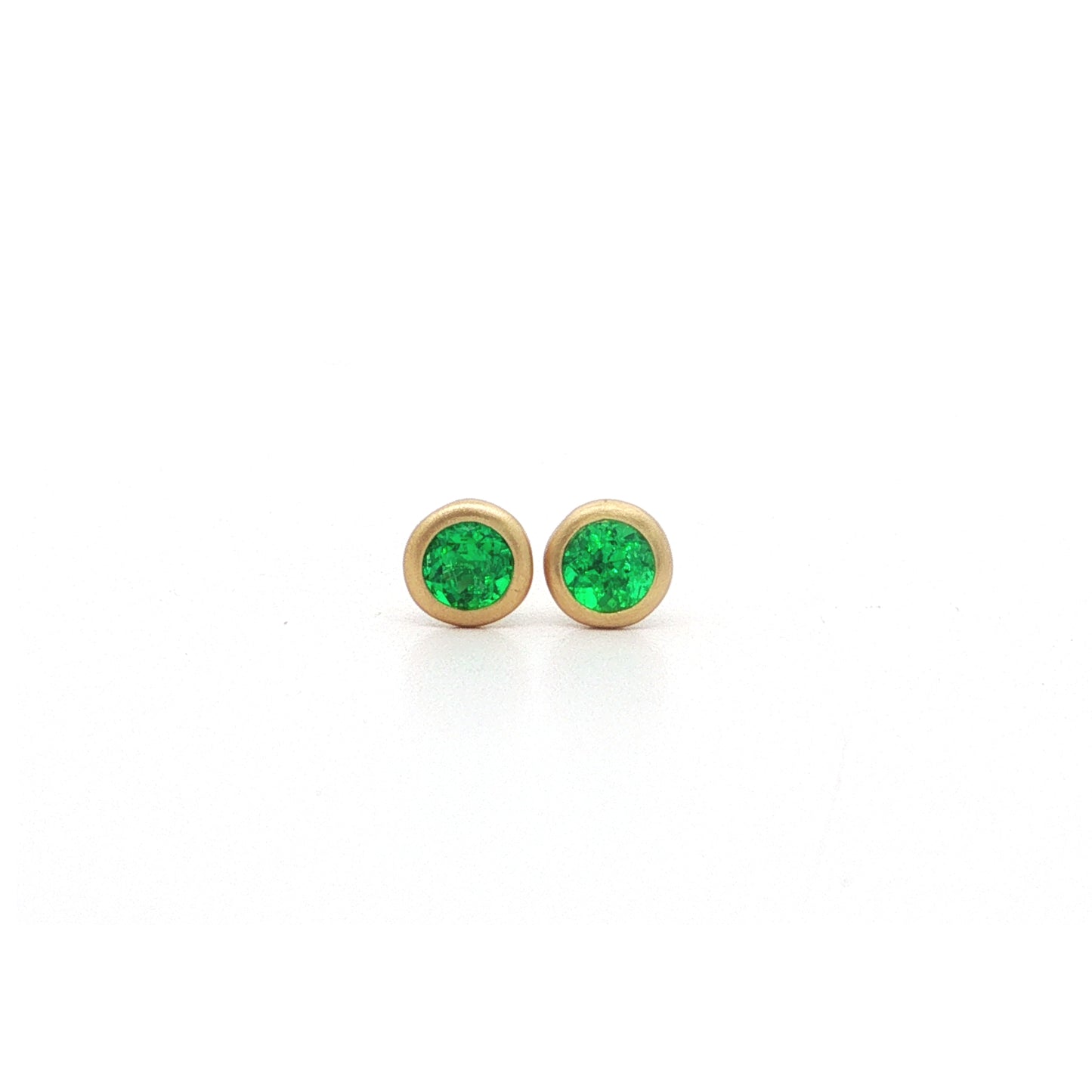 Emerald Round Bezel Earring 0.45ct 18K Yellow Gold