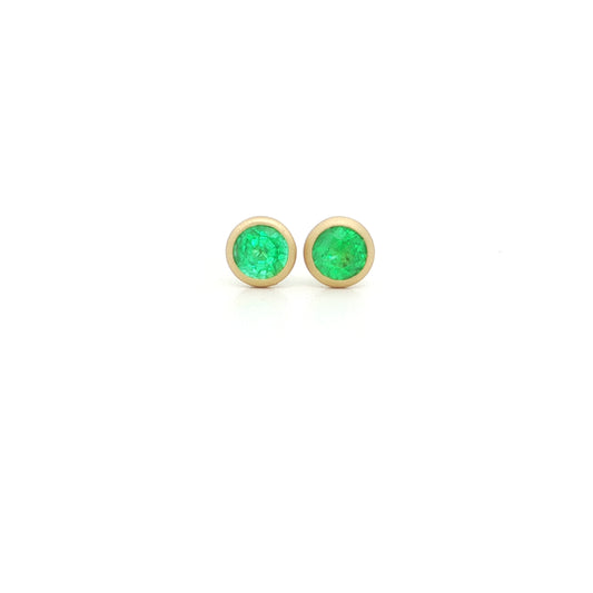 Emerald Round Bezel Earring 0.62ct 18K Yellow Gold