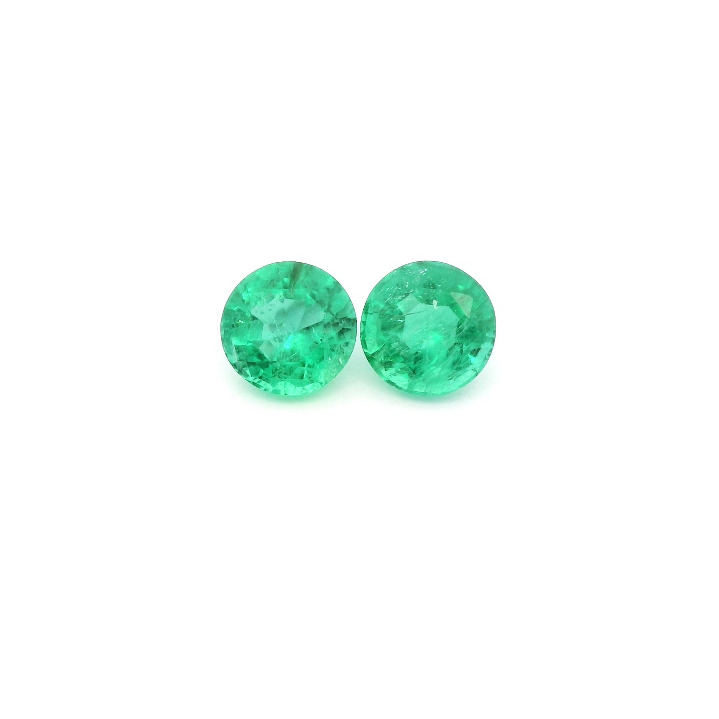 Emerald Round Matched Pair 1.36ct (O) 5.64mm 2200pct