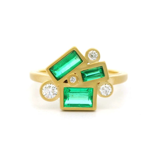 EM/DM CLSTR RI 0.66/.15CT 18KY SZ6.5 KC91800