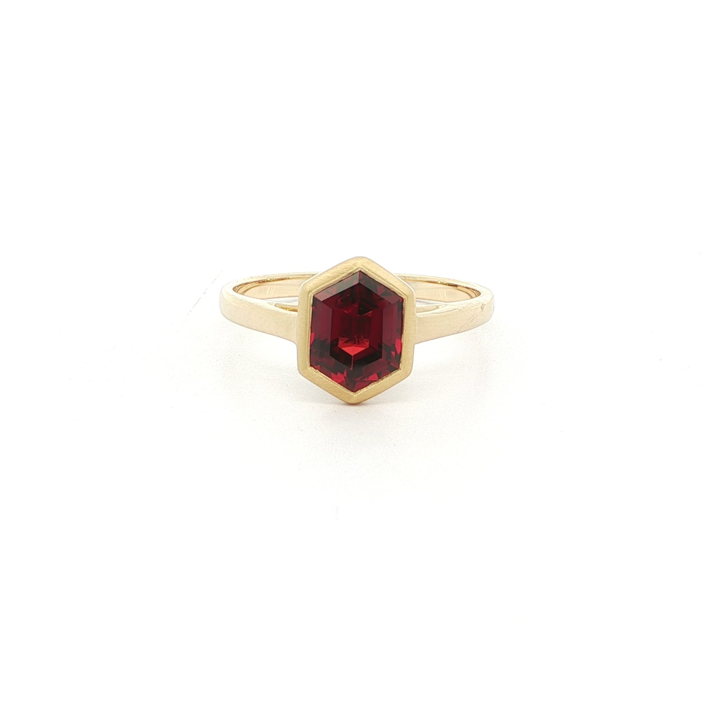 Garnet Hexagon Bezel Ring 1.62ct 18K Yellow Gold Size 7