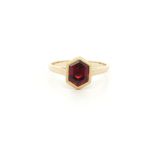 Garnet Hexagon Bezel Ring 1.62ct 18K Yellow Gold Size 7