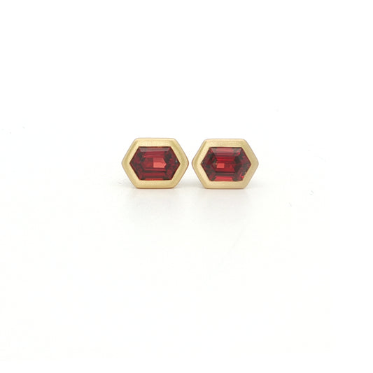 Garnet Hexagon Bezel Earring 1.13ct 18K Yellow Gold