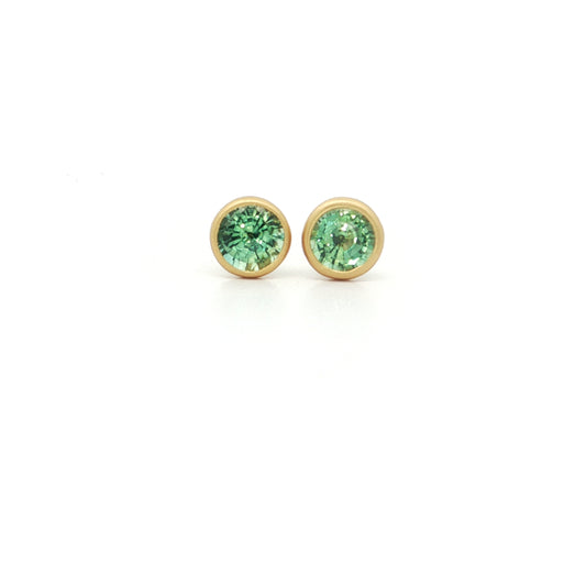Green Sapphire Round Bezel Earring 1.32ct 18K Yellow Gold (2)