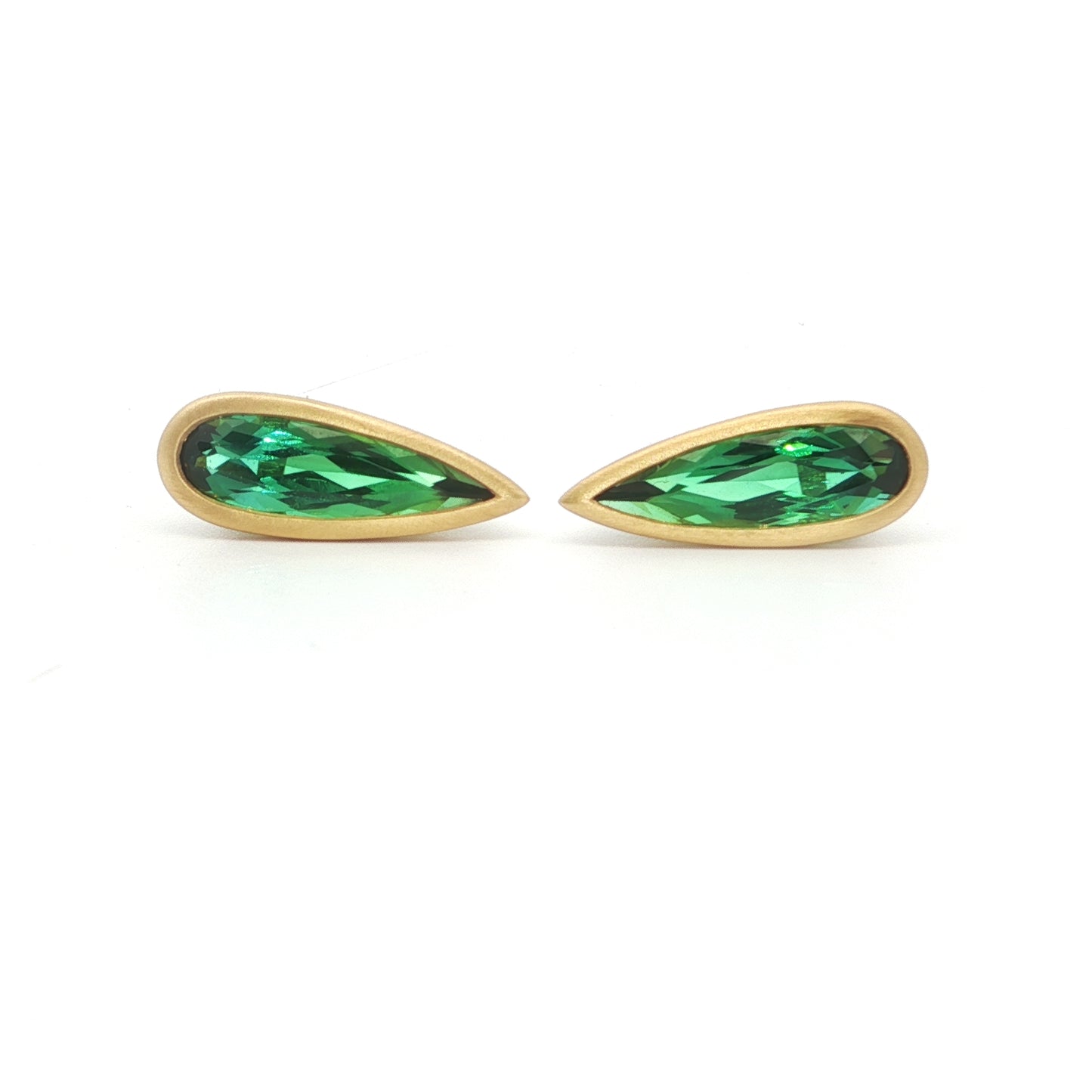 Green Tourmaline Pear Shape Bezel Earring 2.16ct 18K Yellow Gold