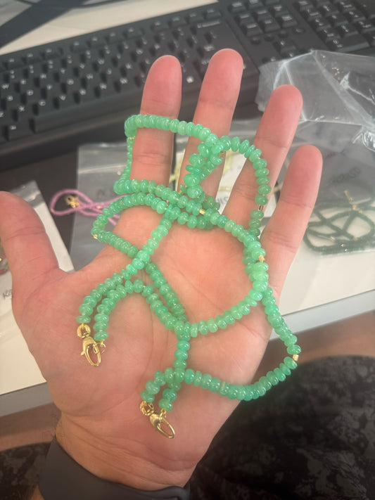 Chrysoprase Bead Neckalce 137ct 18K Yellow Gold