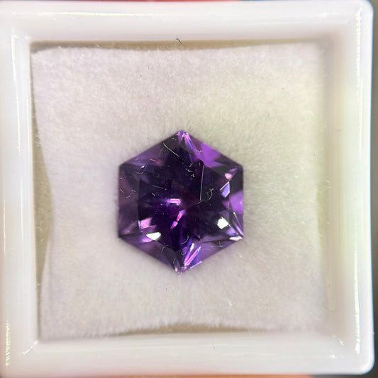 AM HX 4.60CT (H) 11.56X10.12MM KC925