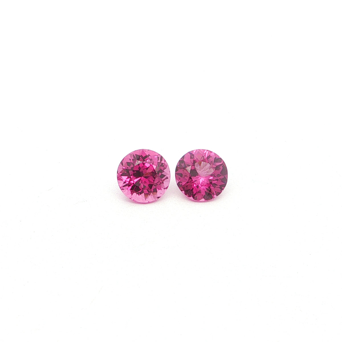 Malaya Garnet Round Matched Pair 3.83ct (N) 7.5mm