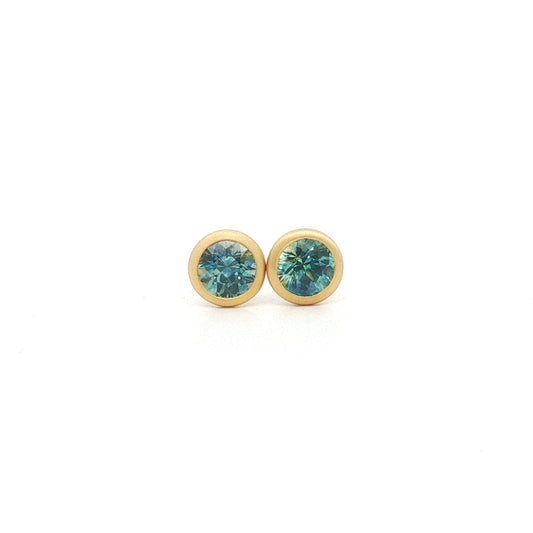 Montana Sapphire Round Bezel Earring 1.18ct 18K Yellow Gold (2)