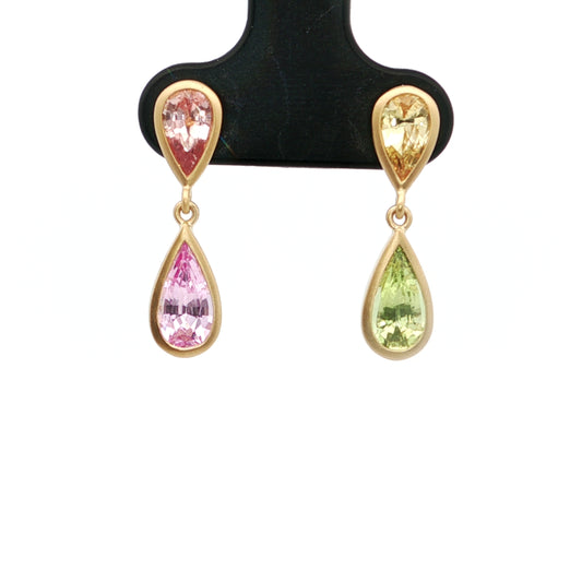 Sapphire Pear Shape Bezel Earring 2.57ct 18K Yellow Gold
