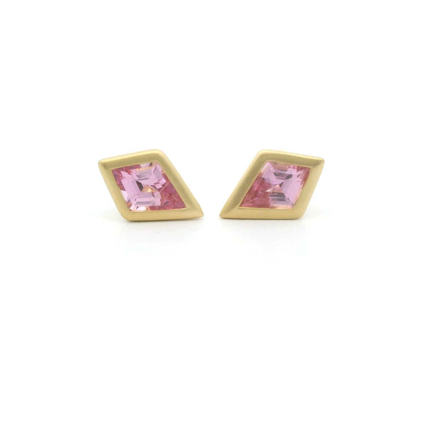 Pink Sapphire Fancy Cut Bezel Earring 0.35ct 18K Yellow Gold