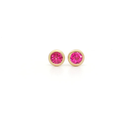Pink Spinel Round Bezel Earring 0.70ct 18K Yellow Gold