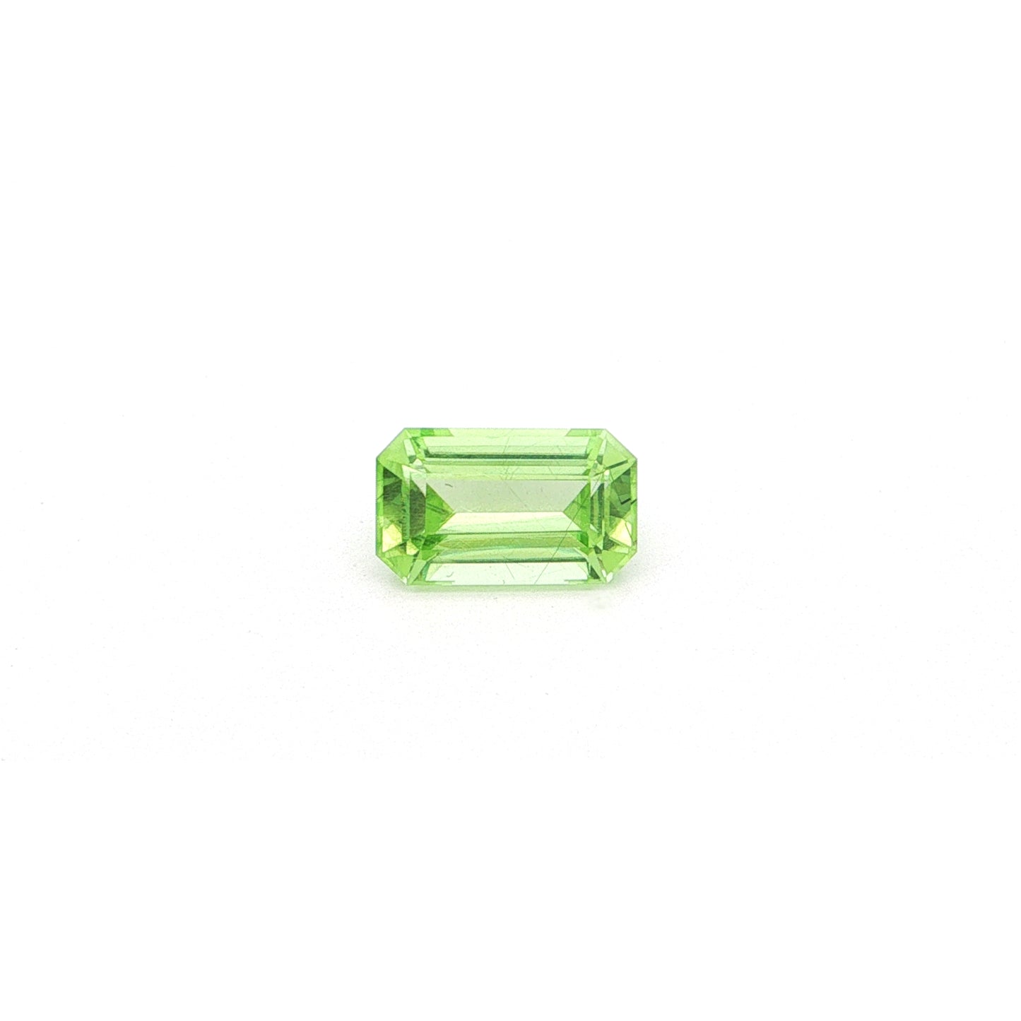 Pakistani Peridot Emerald Cut 4.82ct (N) 12.7x7.6mm 150pct