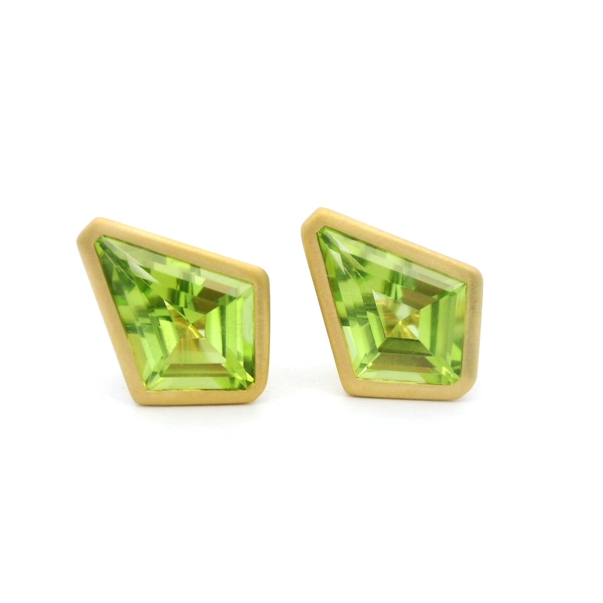PT KI BZL ER 1.84CT 18KY KC9610