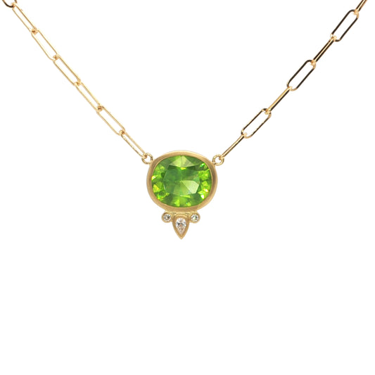 Peridot Cushion Bezel with Diamonds Necklace 2.85/0.08ct 18K Yellow Gold