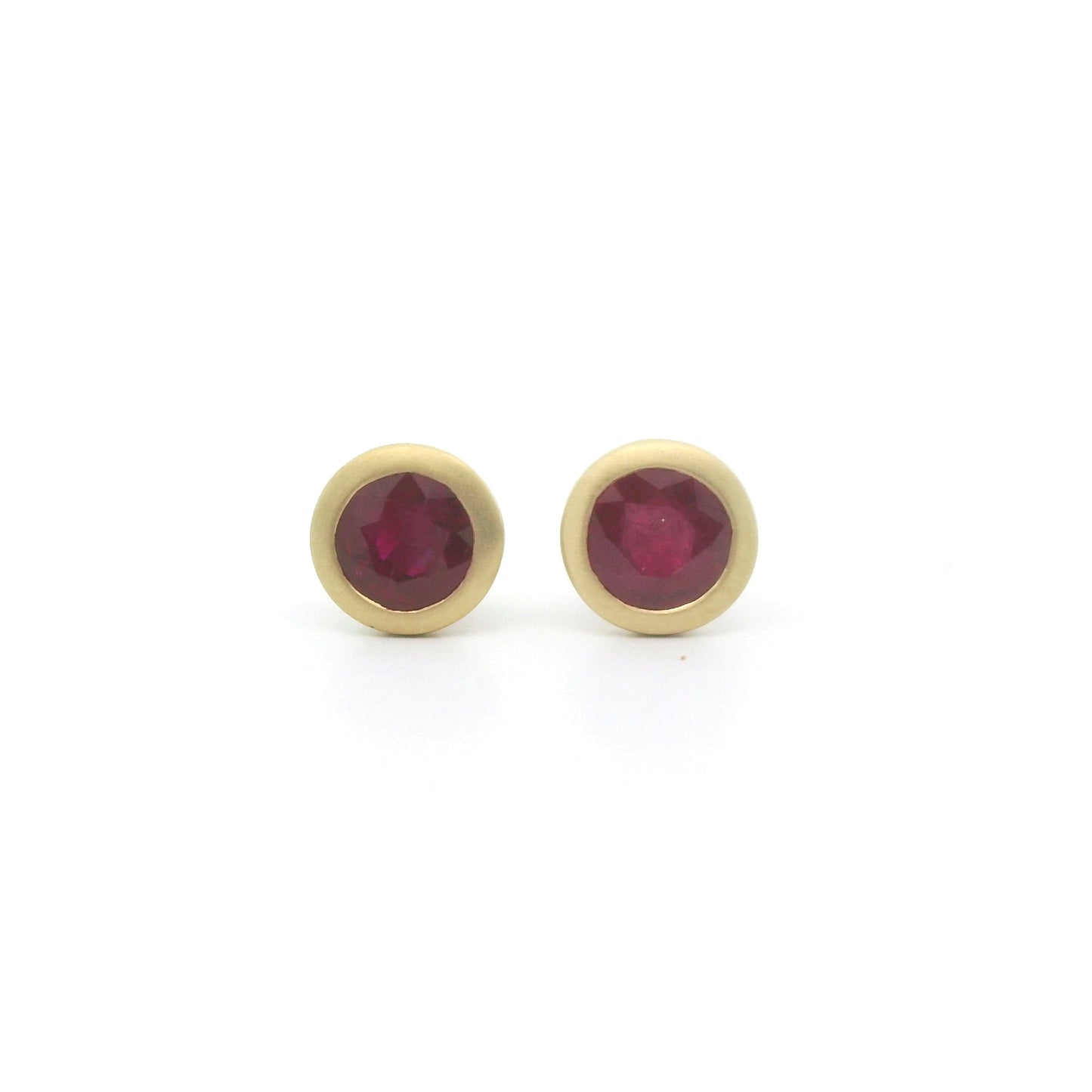 Ruby Round Bezel Earring 1.21ct 18K Yellow Gold