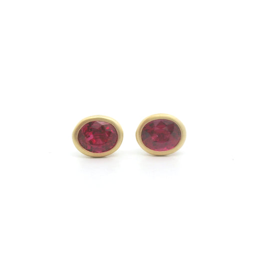 Ruby Oval Bezel Earring 1.30ct 18K Yellow Gold