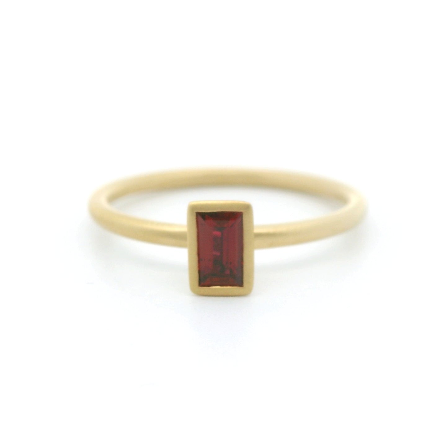 Ruby Baguette Yumdrop Ring 0.33ct 18K Yellow Gold Size 7