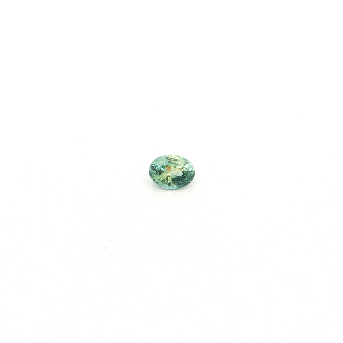 Madagascar Bicolor Sapphire Oval 0.87ct (N) 6.4x4.87mm