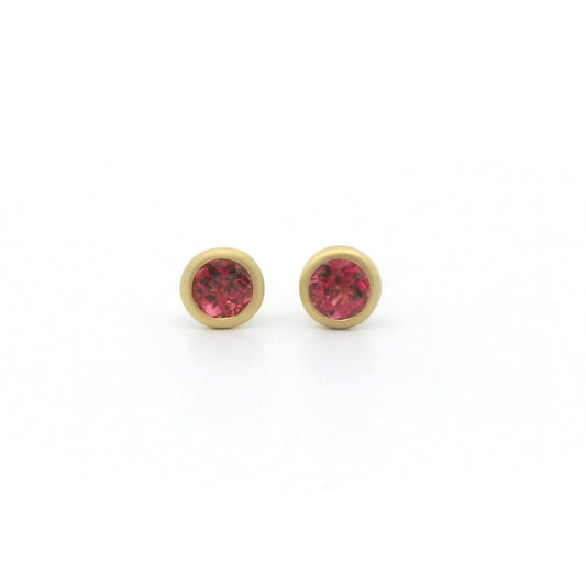 Red Spinel Round Bezel Earring 0.56ct 18K Yellow Gold