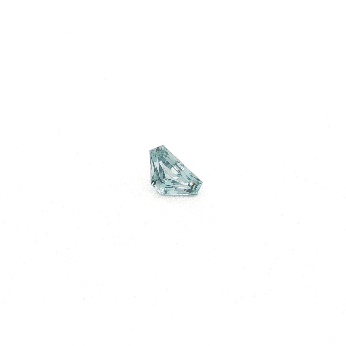 Grey Spinel Fancy Cut 1.36ct (N) 9.2x5.3mm