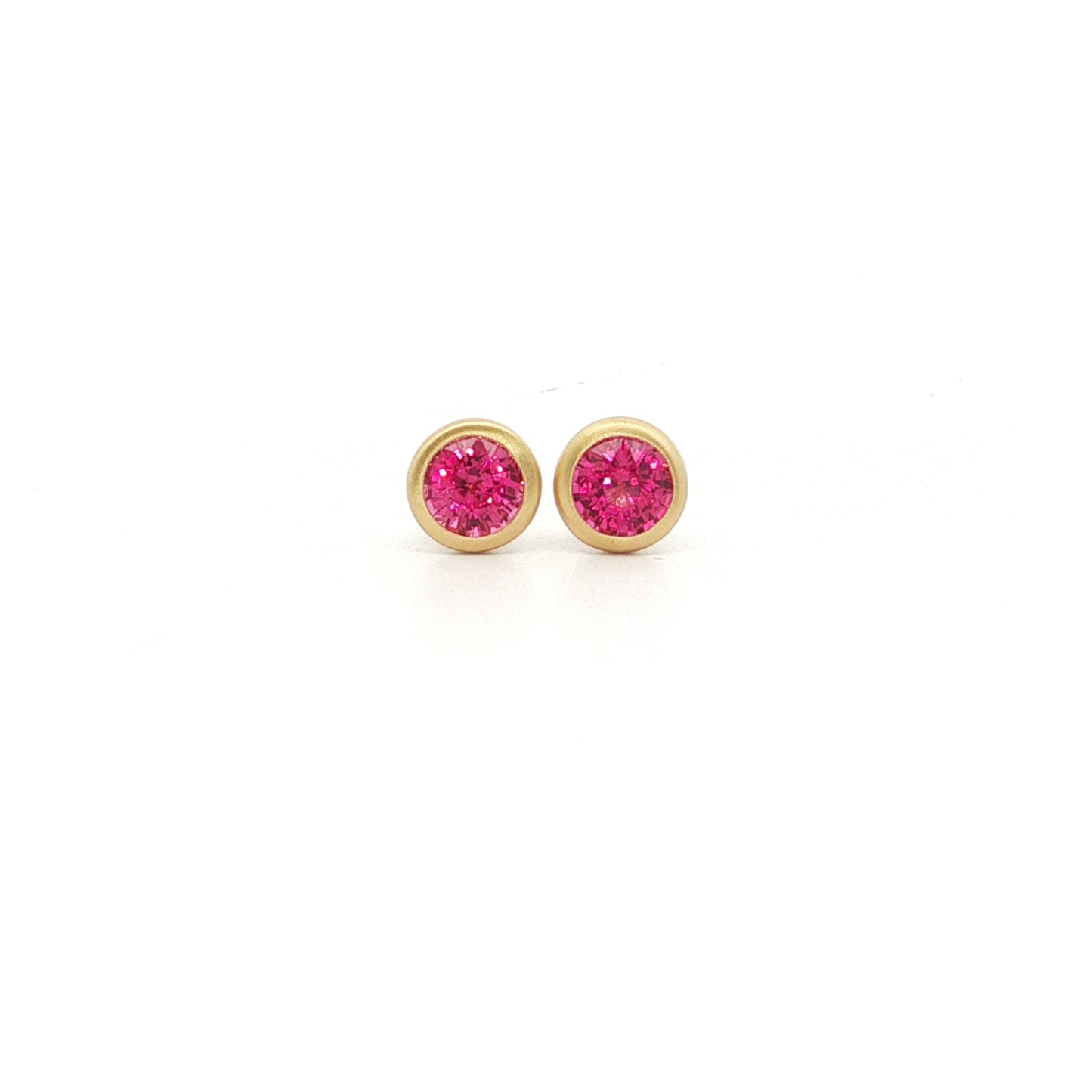 Pink Spinel Round Bezel Earring 0.73ct 18K Yellow Gold
