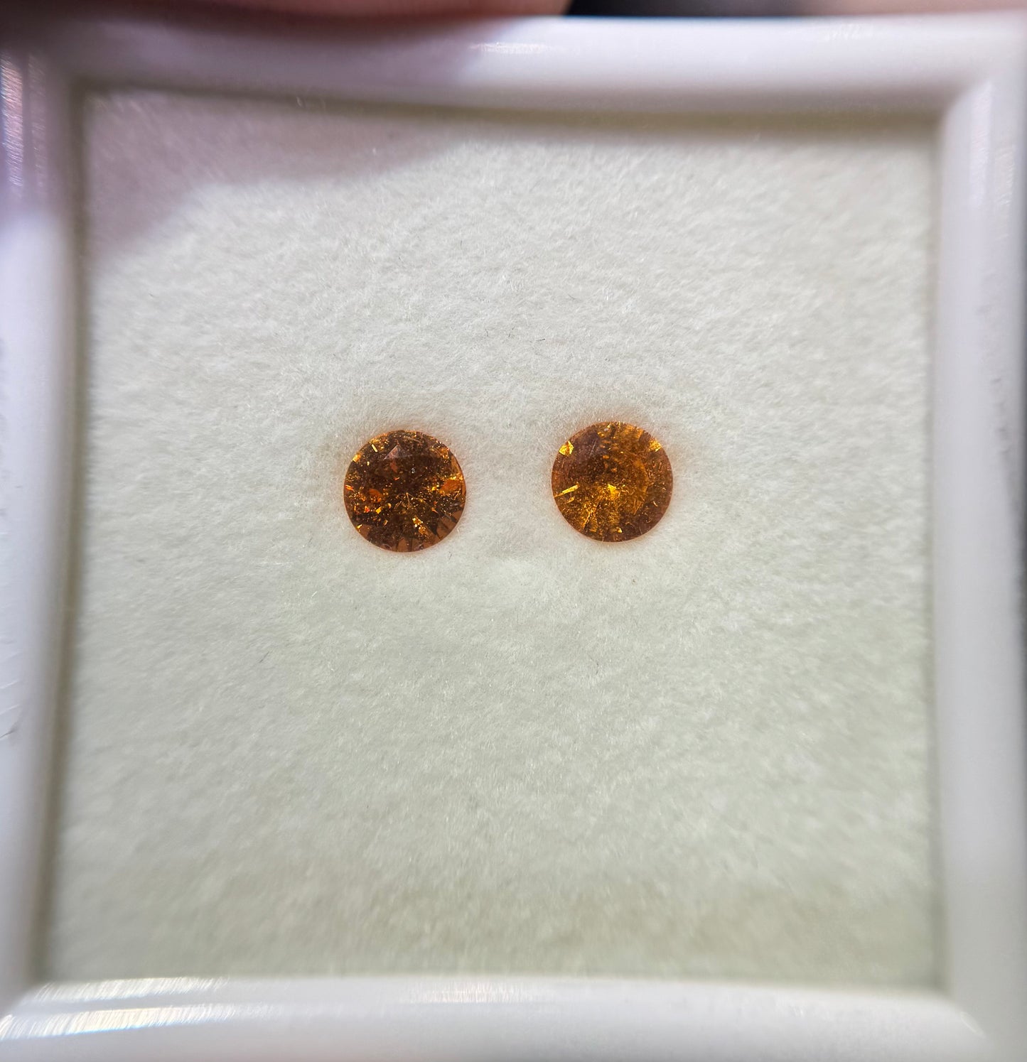 Spessartite Round Matched Pair 1.99ct (N) 6.2mm 250pct