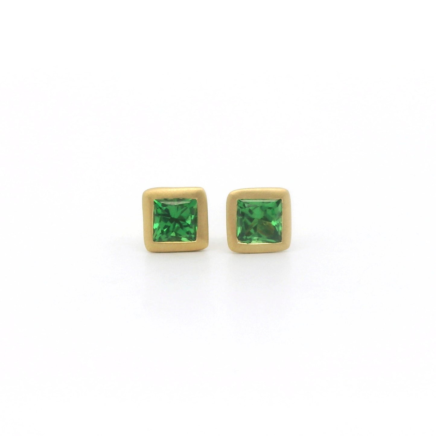 Tsavorite Garnet Radiant Bezel Earring 0.70ct 18K Yellow Gold