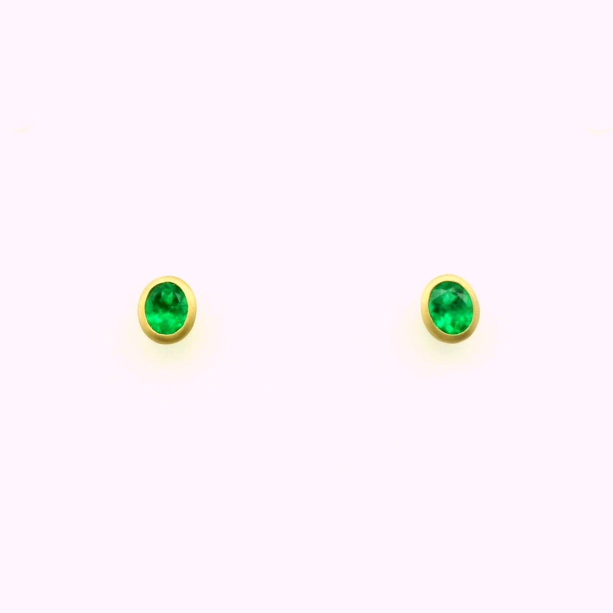 EM OV BZL ER 0.63CT 18KY KC91400