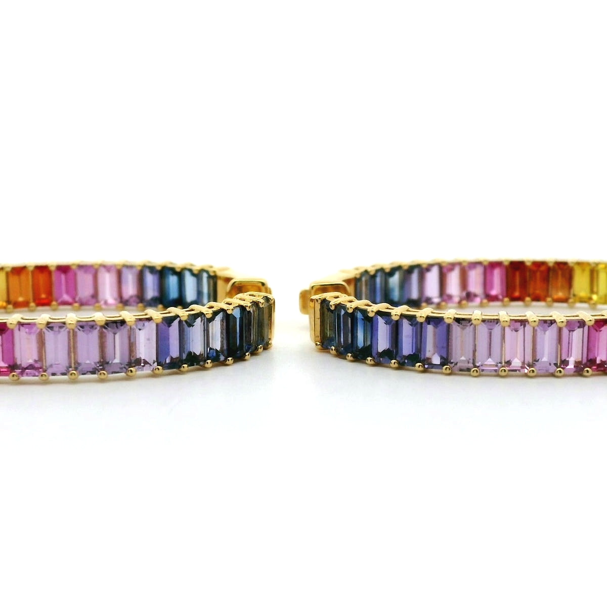 RW BG HOOP ER ~11CT 18KY KC95150