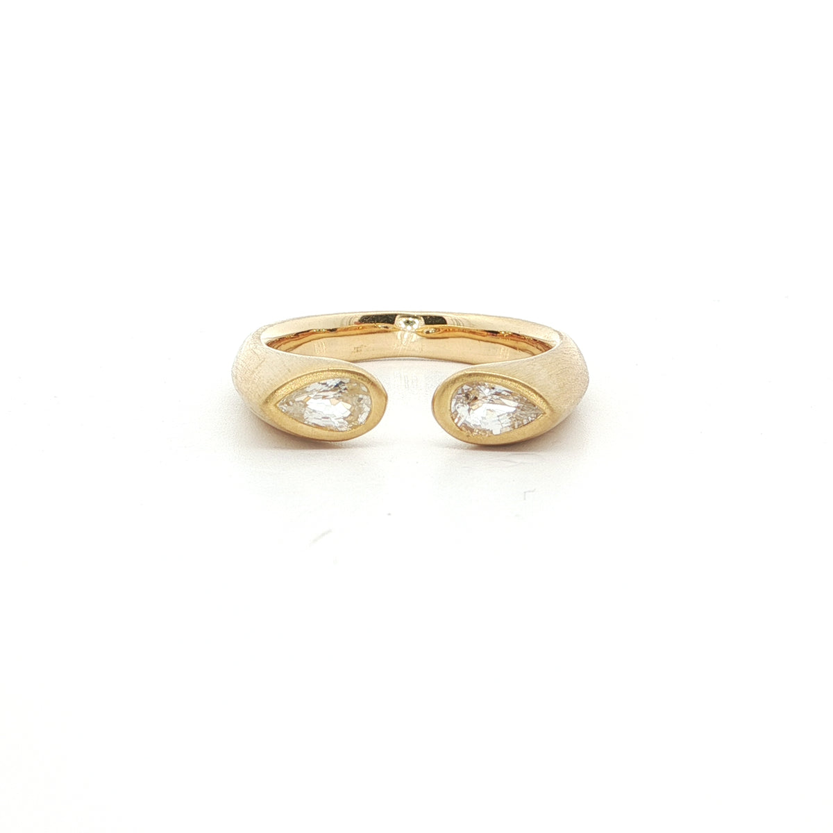 White Sapphire Pear Shape Hug Ring ~0.50ct 18K Yellow Gold Size 7.25