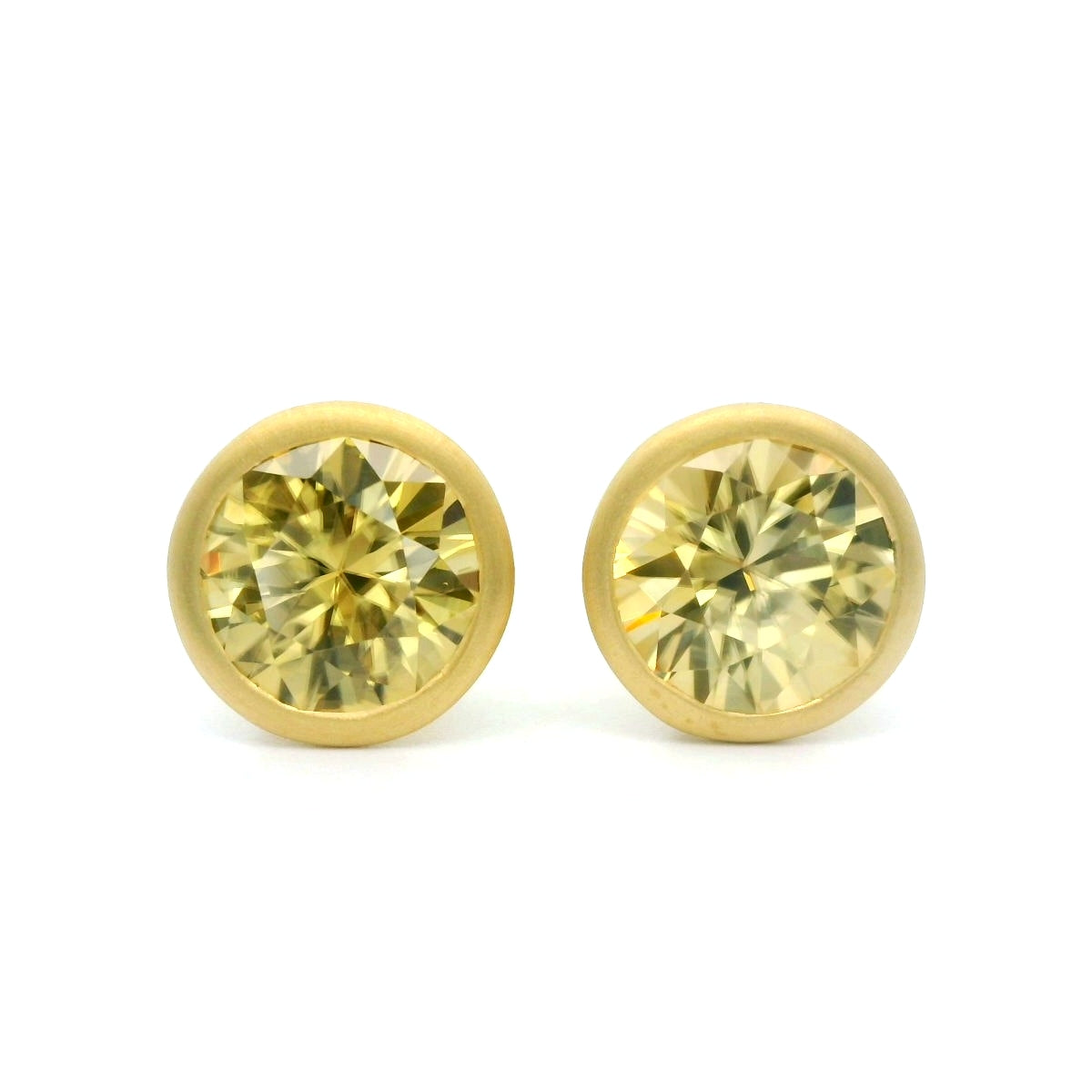 CH ZI RD BZL ER 3.88CT 18KY KC9830