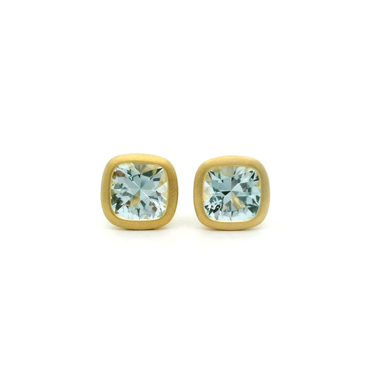 AQ CU BZL ER 0.96CT 18KY KC9480