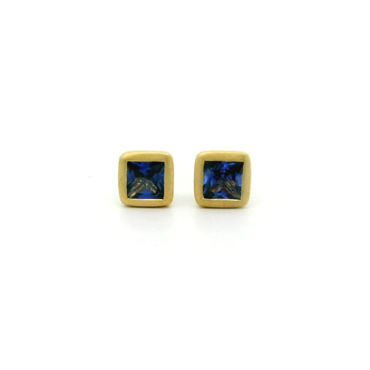 BS PC BZL ER 0.52CT 18KY KC9690