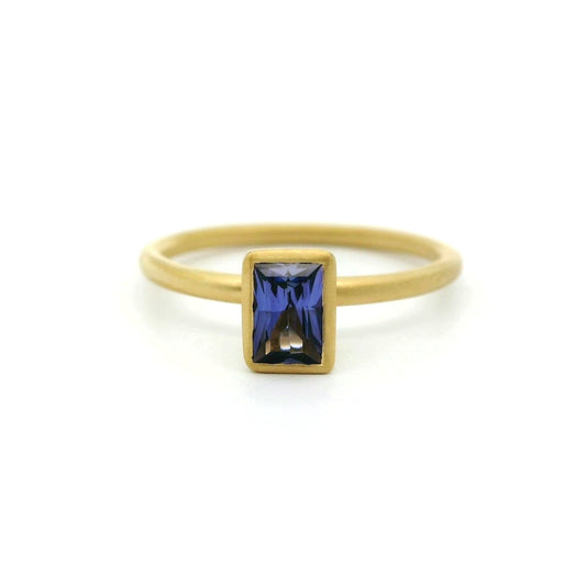 BS BG YUM RI 0.54CT 18KY SZ6.5 KC950