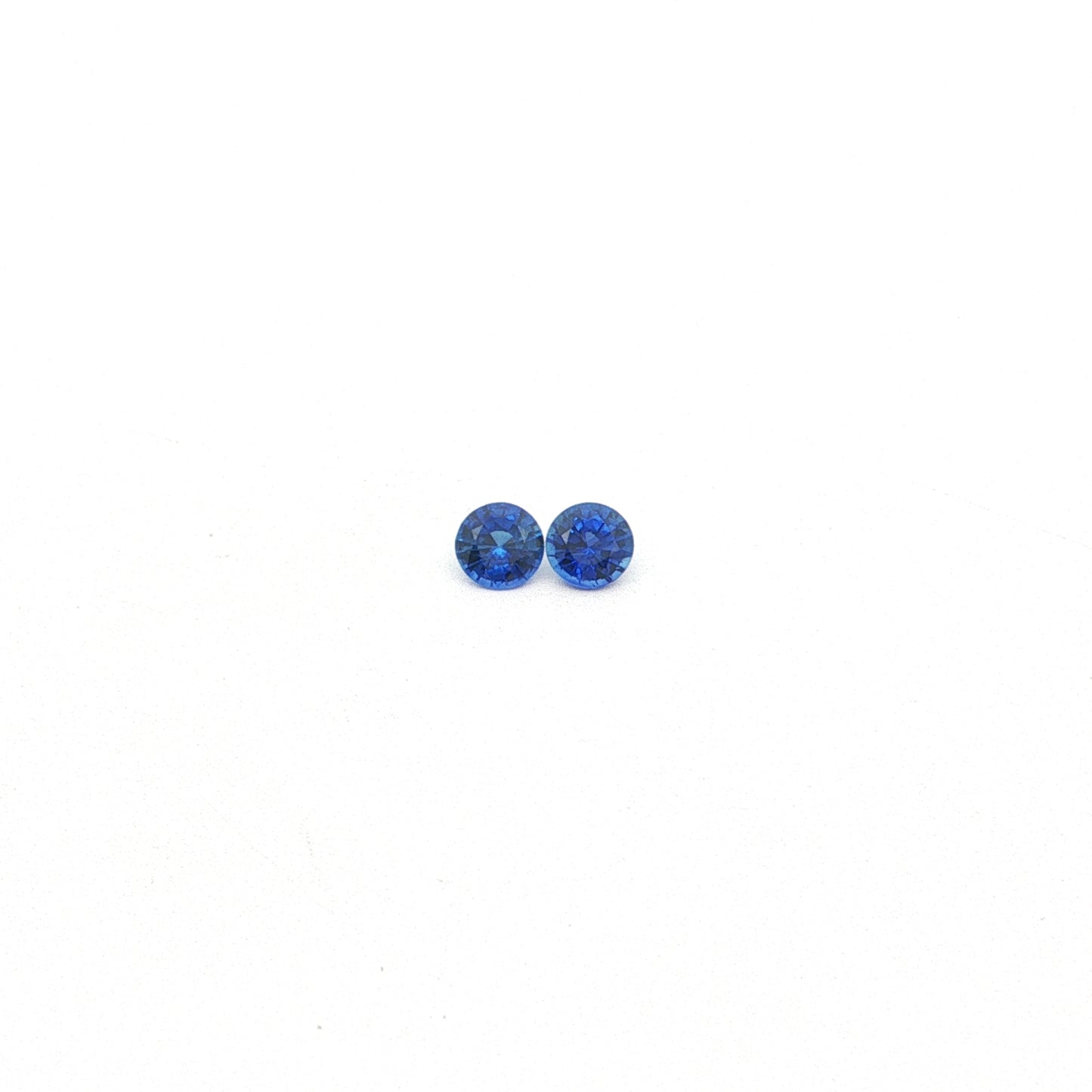 Blue Sapphire Round Matched Pair 0.52ct (H) 4mm 950pct (2)